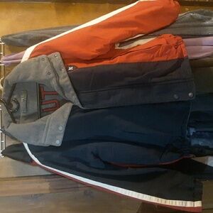 👉Closet Closing 12/31/25👈  Nautica Reversible Jacket